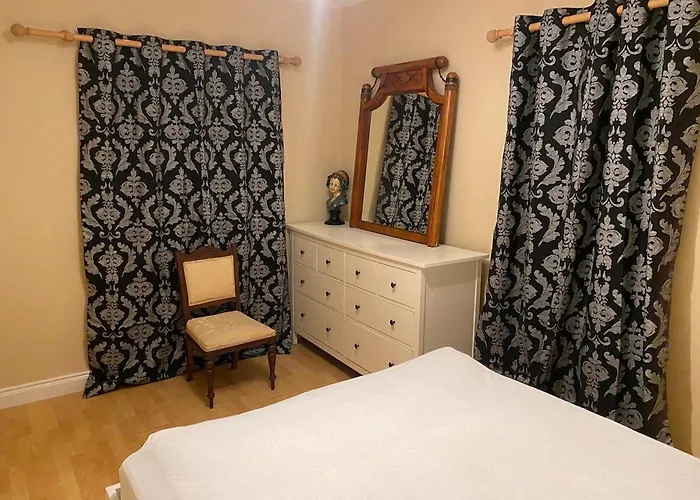 An Teach Tykillen Cosy Лимерик