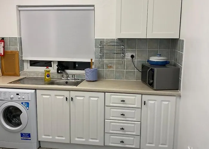 An Teach Tykillen Cosy Лимерик